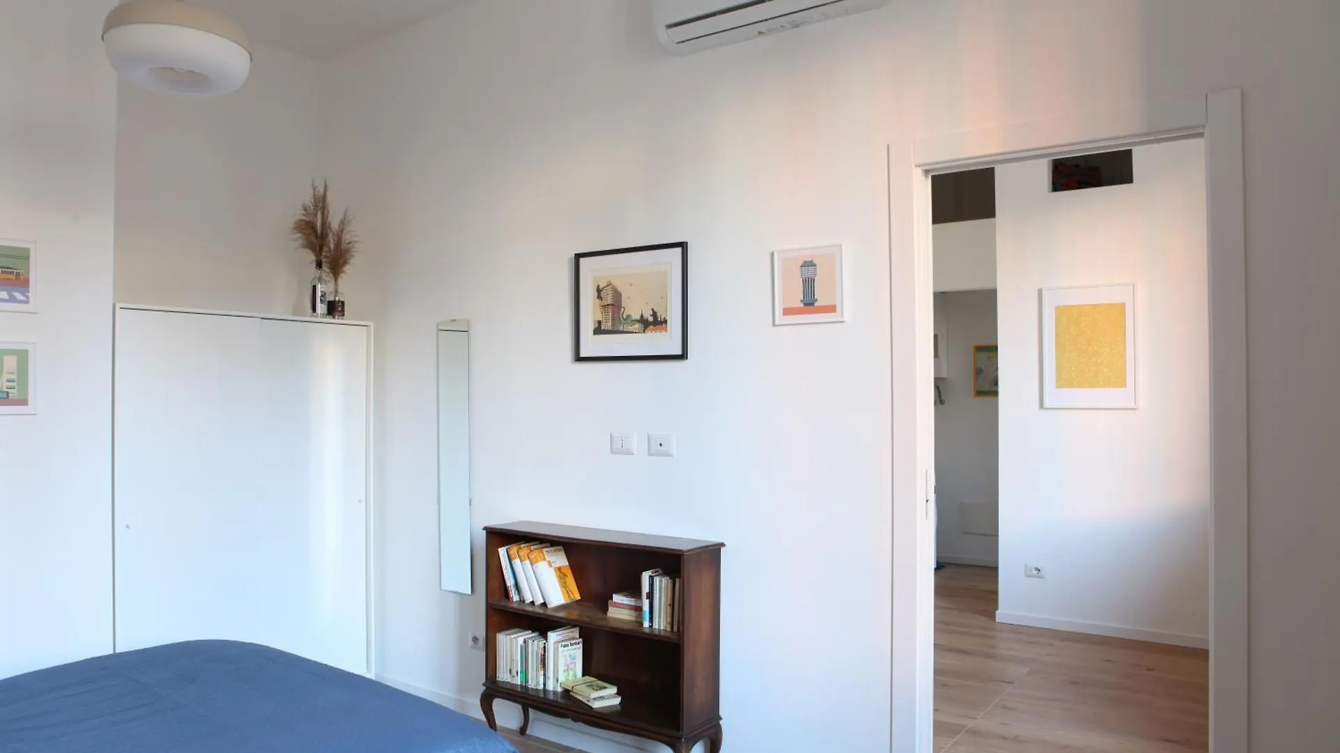 Modern Apartment Close To Metro ميلان